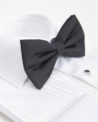 Camisa esmoquin con delantero plisado semi-entallada