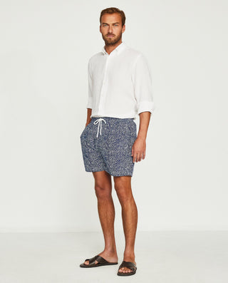 Blue coral print bermuda swim shorts by MIRTO | 01268_0052_3