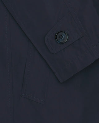 Chubasquero largo azul marino capucha oculta by MI