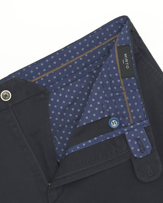 Pantalón regular fit algodón stretch azul marino