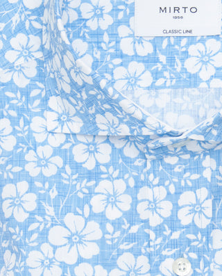 Camisa casual celeste estampado floral blanco by M