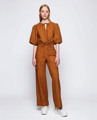 Pantalón cargo jacquard mezcla algodón marrón by M