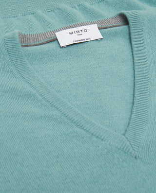 Jersey de Cashmere cuello V verde agua by MIRTO