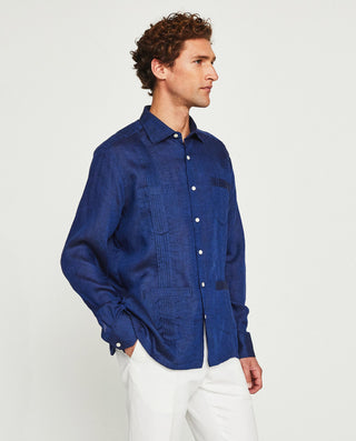 Guayabera manga larga azul marino de lino
