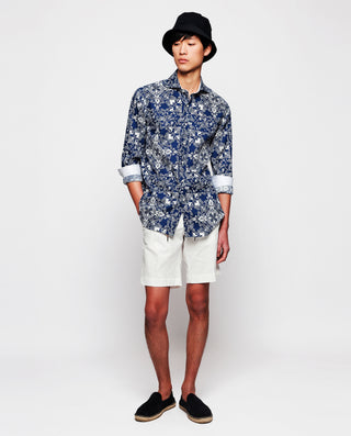 Camisa casual de algodón estampada azul by MIRTO