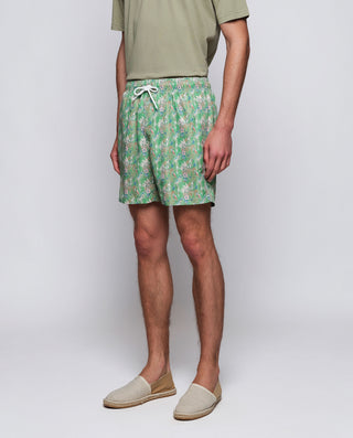 Bañador estampado selva tropical en fondo verde