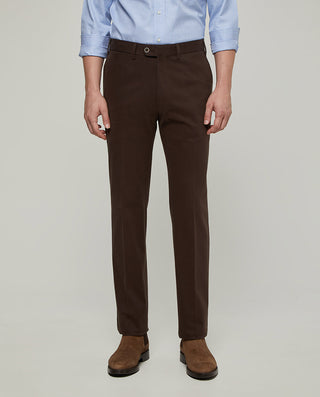 Pantalón regular fit algodón strech marrón by MIRT