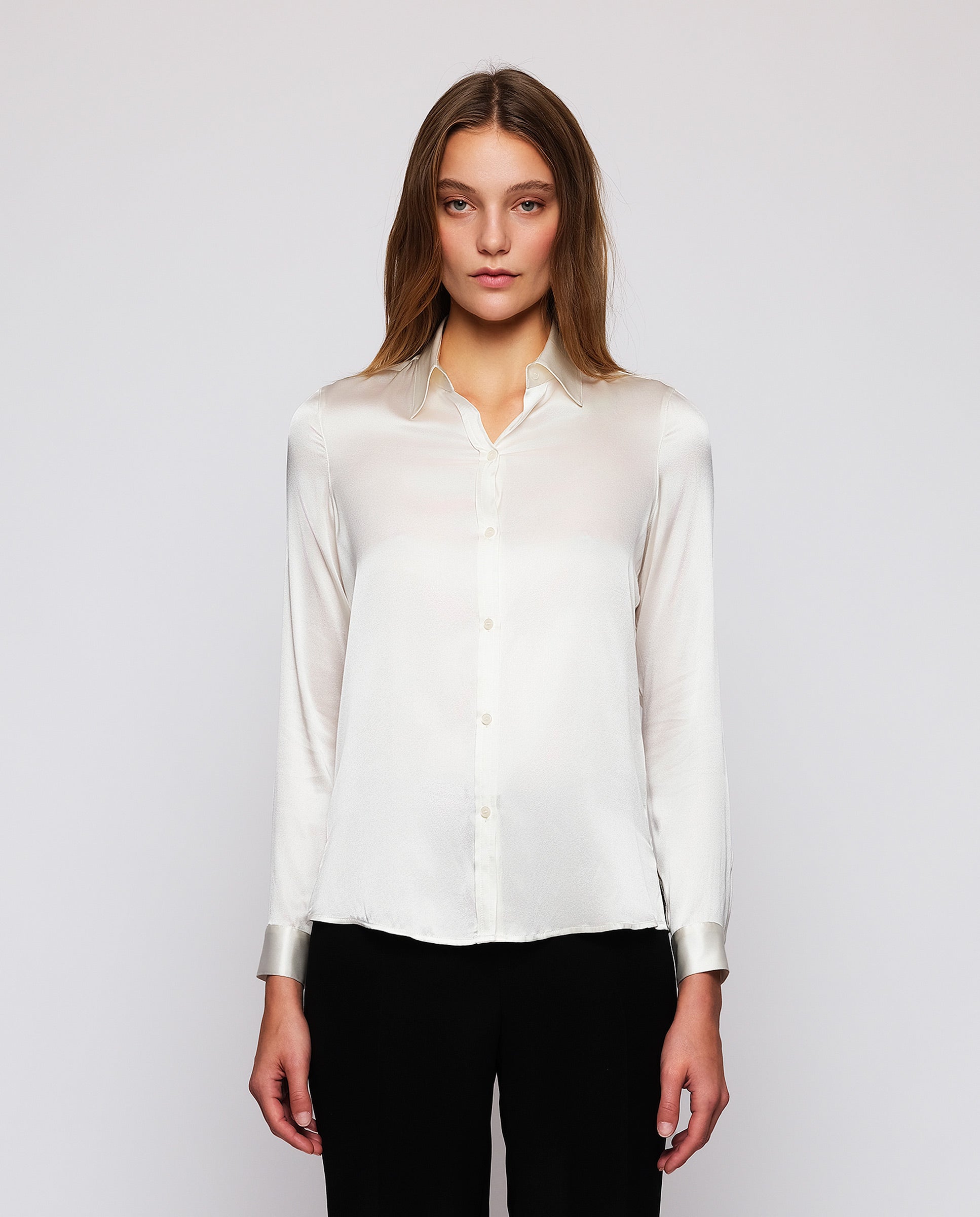 Blusa blanca de seda by MIRTO