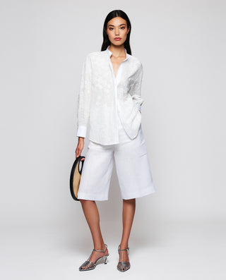 Camisa blanca bordado floral