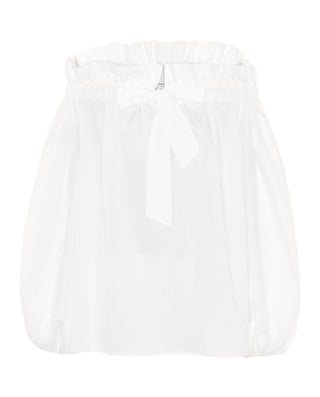 Top blanco de algodón.