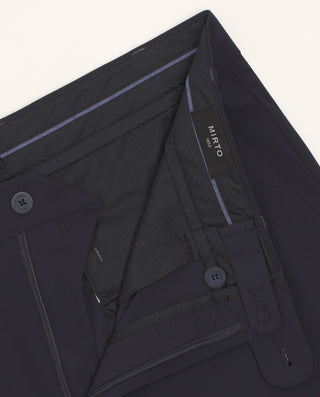 Pantalón casual técnico azul marino