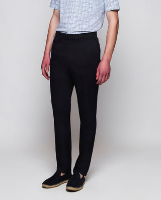 Pantalón casual azul marino estilo sastre