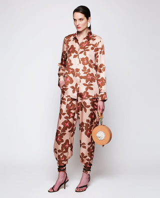 Pijama estampado floral color melocotón by MIRTO