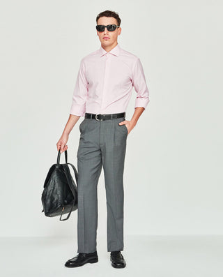 Pantalon regular fit con pliegues gris
